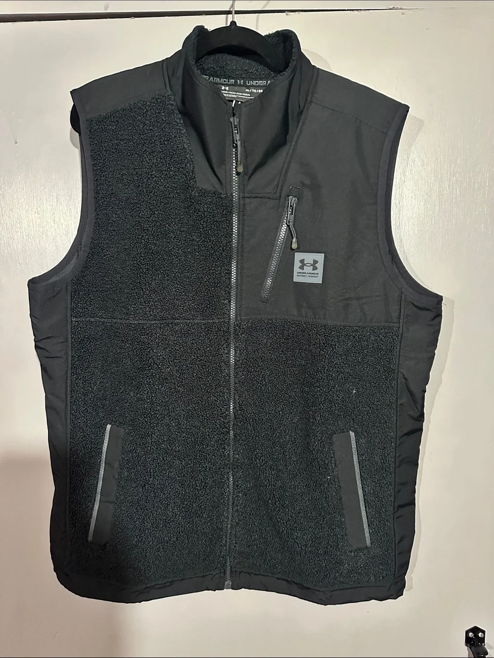 Under Armour Black Men's Sherpa Vest with Zip Pockets